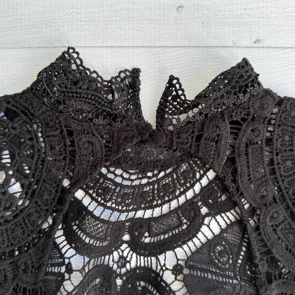 Bebe Elegant Black Open Back Lace Mini Dress XS - Picture 7 of 9